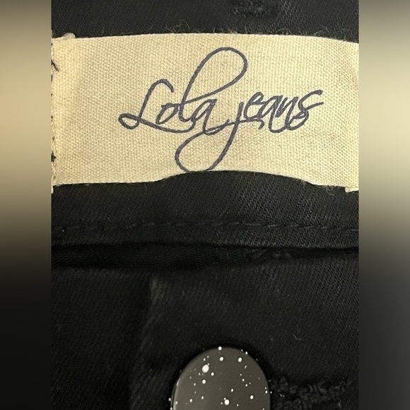 2 for $20 Lola women’s sequence style jeans size 8 - Picture 2 of 5